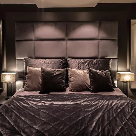 Modern Condo, Apartment